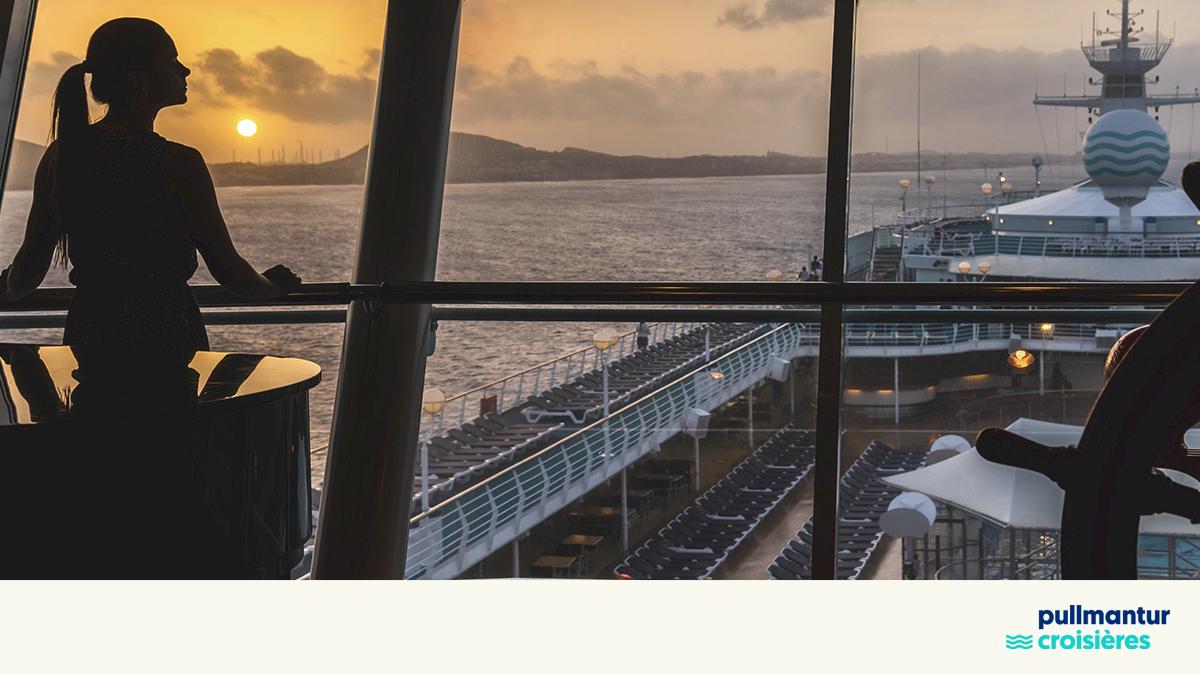 Nous vous offrons un coucher de soleil tel que celui-ci tous les jours de la semaine. #croisière #vacances https://t.co/yDTY65xFI7