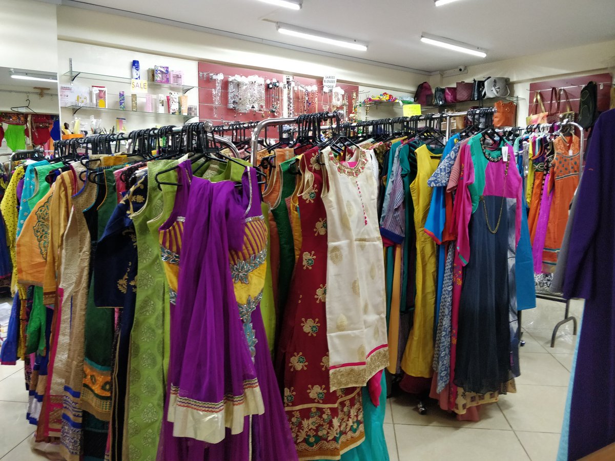 Hi everyone! Mum's having a closing down sale at her shop... 30-50% off on ALL ITEMS! If you're looking for Indian wear (ladies), jewellery, earings and more, please hit me up. Please RT
