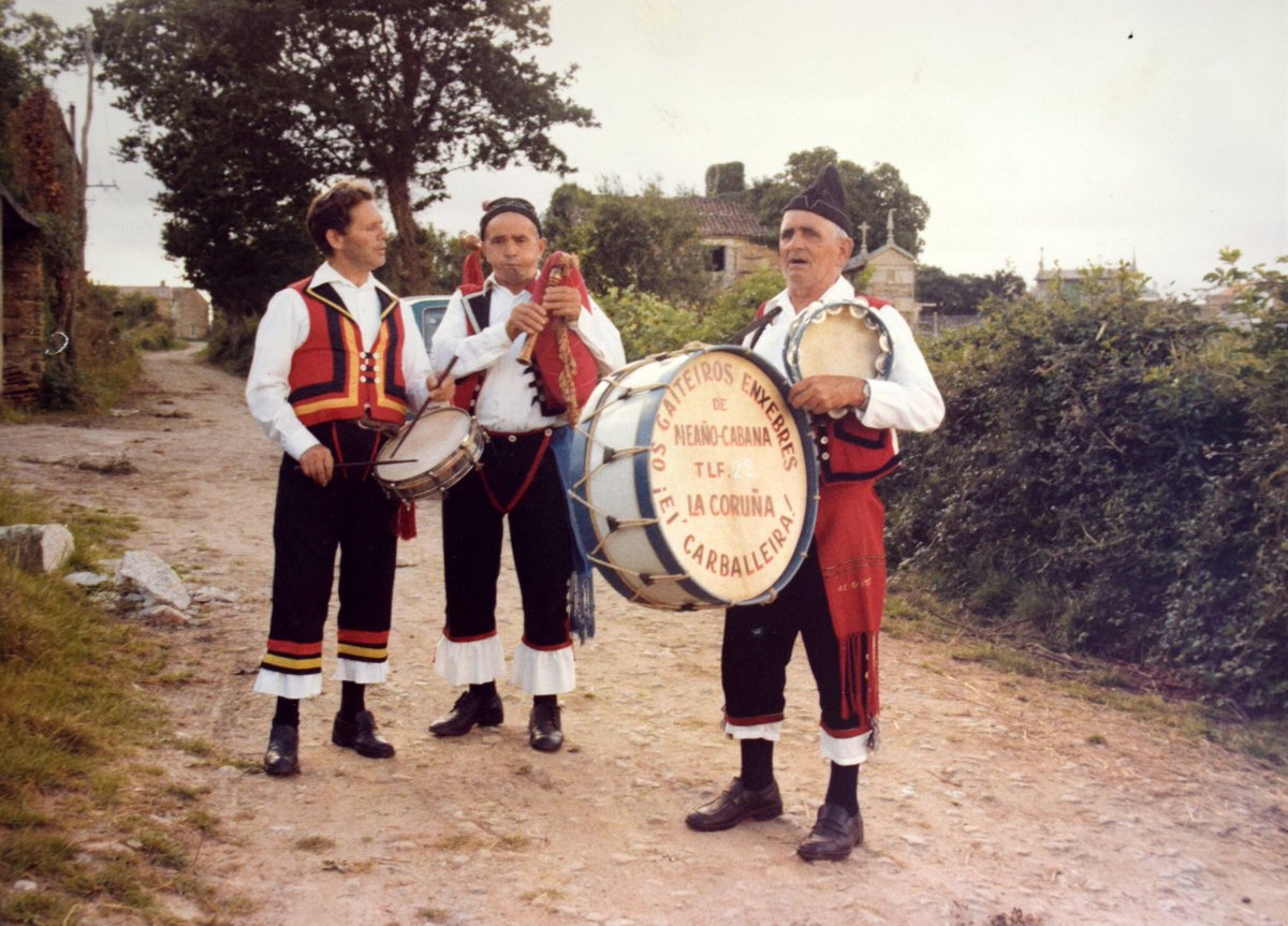 🎵 Os Enxebres de Neaño.
📅 30 de xullo de 1978.
📍San Cremenzo de Pazos, Zas.