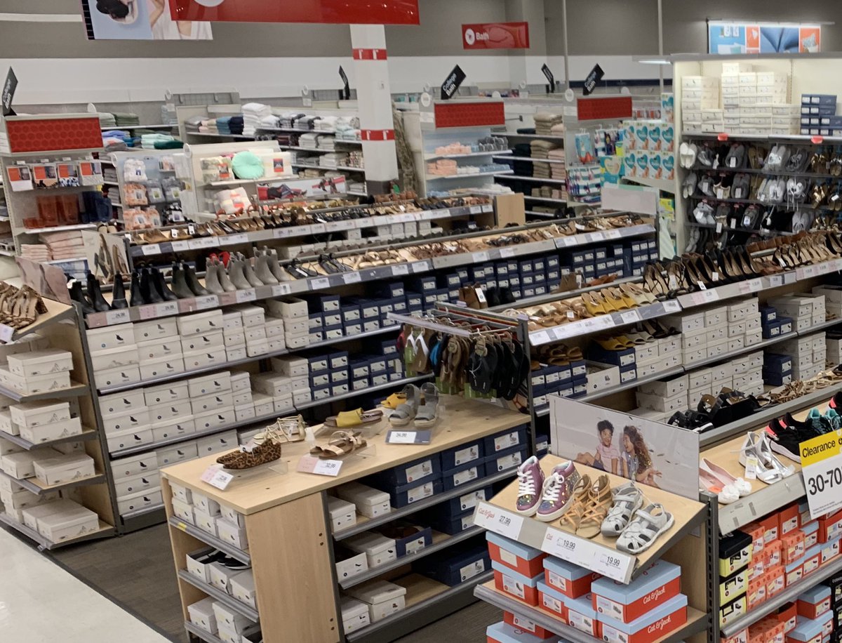 This shoe department is beautiful! Thank you for all of your hard work Style Consultant <a href="/dotty11856/">Dottty</a> !! Keep it up!