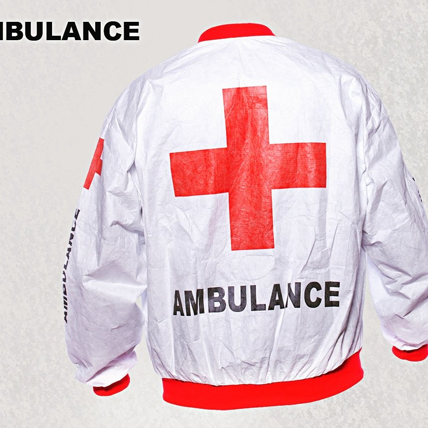 paperjacket2's tweet image. Paper Jacket - Ambulance