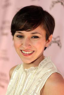 Happy 30th Birthday to Zelda Williams! The daughter of Robin Williams. 