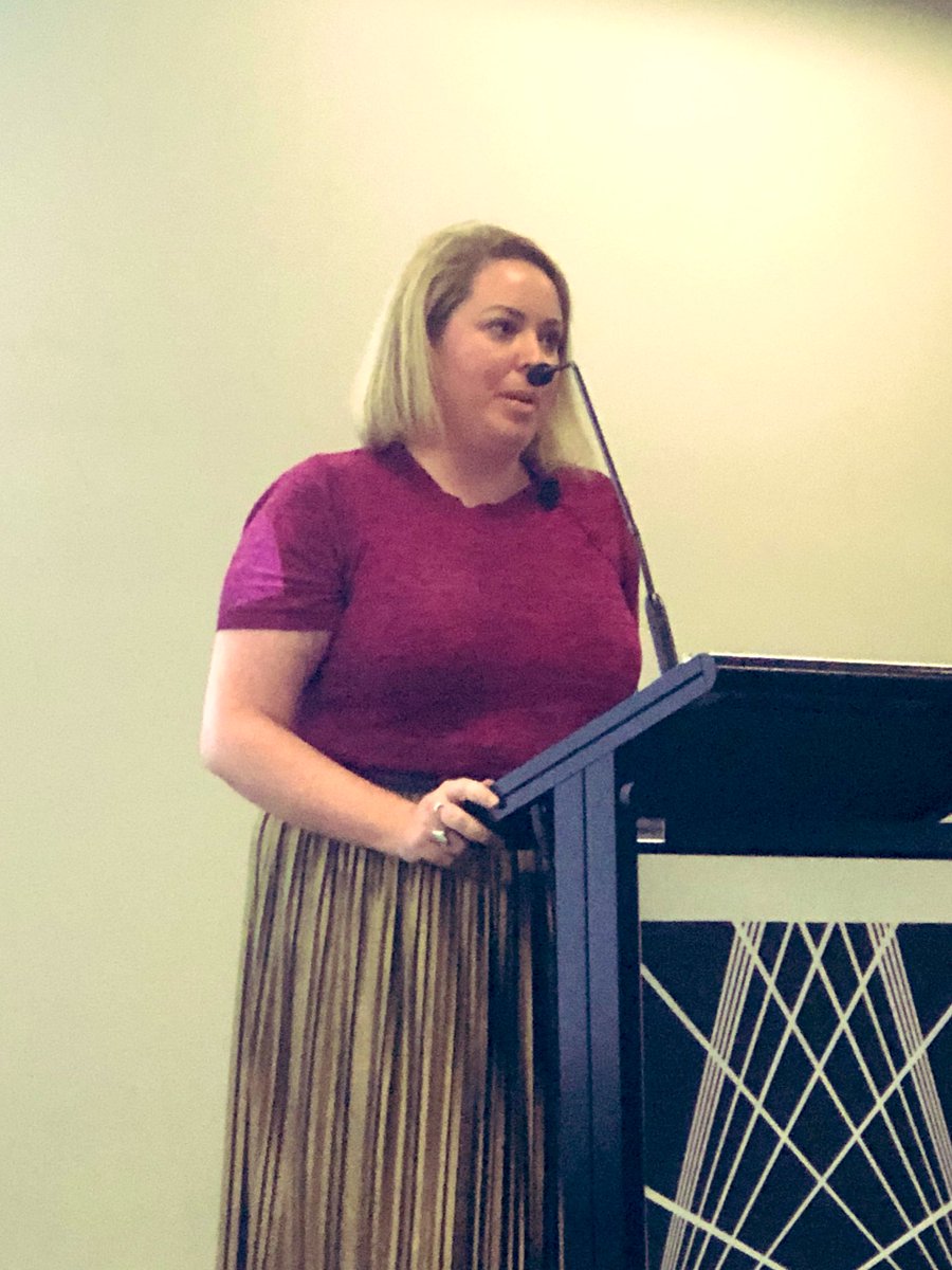VerityFirth's tweet photo. Our 2019 Superstar of STEM Dr Alex Thomson talks about starting pharmacy, becoming a musician, changing universities, doing a PHD in Marine ecology, and ending up coupling science, innovation &amp; entrepreneurship at the UTS Deep Green BioHub. Super cool. #UTSEqualFutures @UTSEngage https://t.co/pMf3UBx4ac