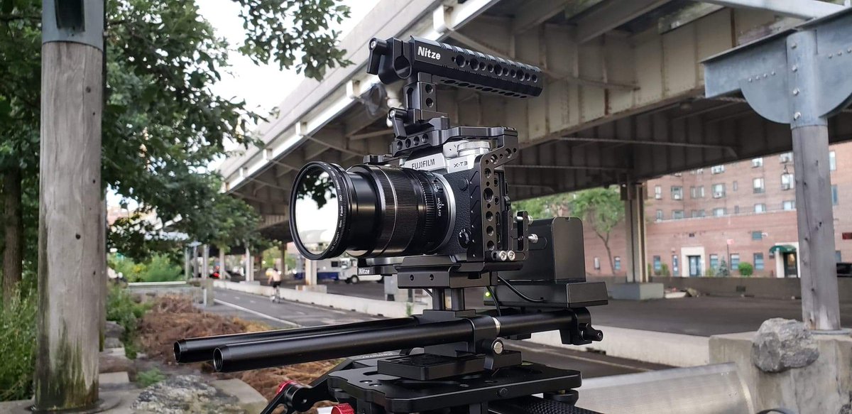 NitzeVideo's tweet photo. Built-in Arca plate makes your set up more convenient. Nitze cage kit for Fujifilm X-T2/X-T3. Nice photos from: Kwamel Ayala
More details please click:
https://t.co/LJT8kACRtm
#nitze #initze #Fuji #XT2 #XT3 #cameracages #cameraaccessories #photography #videography #filmmaking https://t.co/f4b6H6gYWF