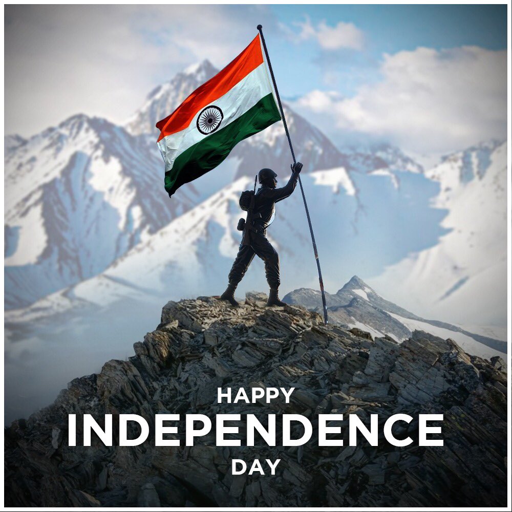 SidMalhotra's tweet photo. "Either I will come back hoisting the flag, or I will come wrapped in it" - #Shershaah 
Dedicating this Independence day to our brave soldiers! Jai Hind 🇮🇳 #HappyIndependenceDay https://t.co/cN3npZ16gk