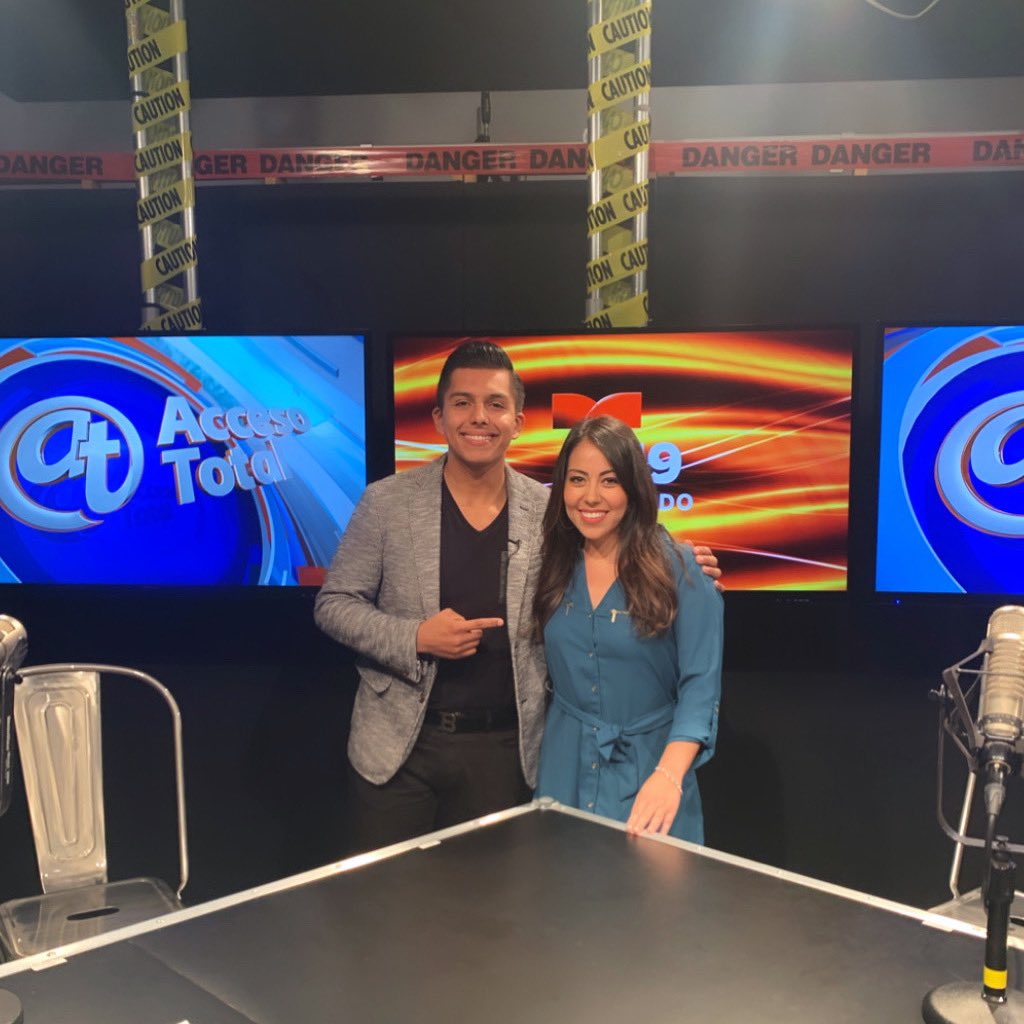 iBrandonSolano's tweet photo. Un dΓa muy productivo ππΌπ»π₯π #BrandonSolano #GarmexMusic #ElCalentano #Telemundo https://t.co/0KSEYmKDKD