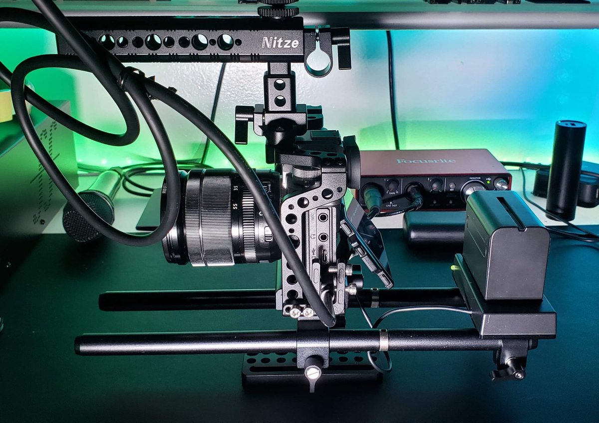 NitzeVideo's tweet photo. Built-in Arca plate makes your set up more convenient. Nitze cage kit for Fujifilm X-T2/X-T3. Nice photos from: Kwamel Ayala
More details please click:
https://t.co/LJT8kACRtm
#nitze #initze #Fuji #XT2 #XT3 #cameracages #cameraaccessories #photography #videography #filmmaking https://t.co/f4b6H6gYWF