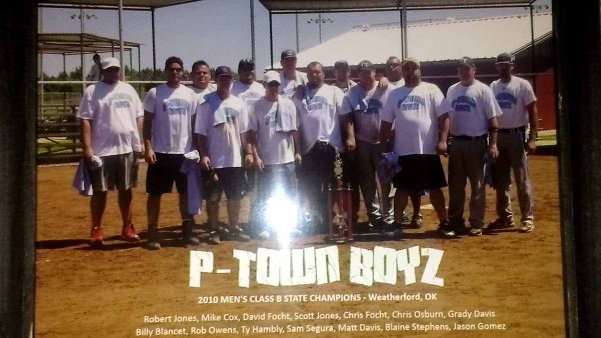 ThaChiefDavis's tweet photo. ⁦@Ozfest8⁩ wanted you to know that the natives are coming out of retirement one last time this Saturday to play in the P-Town classic. Rules still apply #no running #nosliding #hit&amp;sit #droptanks #splitawigifneeded https://t.co/jRij0UPqNc