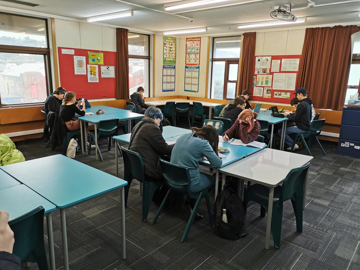 Prabhsj's tweet photo. Spent some time at Wellington High School with @ElizabethSnedd4. Thank you @bernie_wills for the opportunity and sharing your experience with the combined Year 11&amp;12 course. Awesome professional learning experience. #iteachmath #mathchatnz #mathchat https://t.co/1NRfD5EPOx