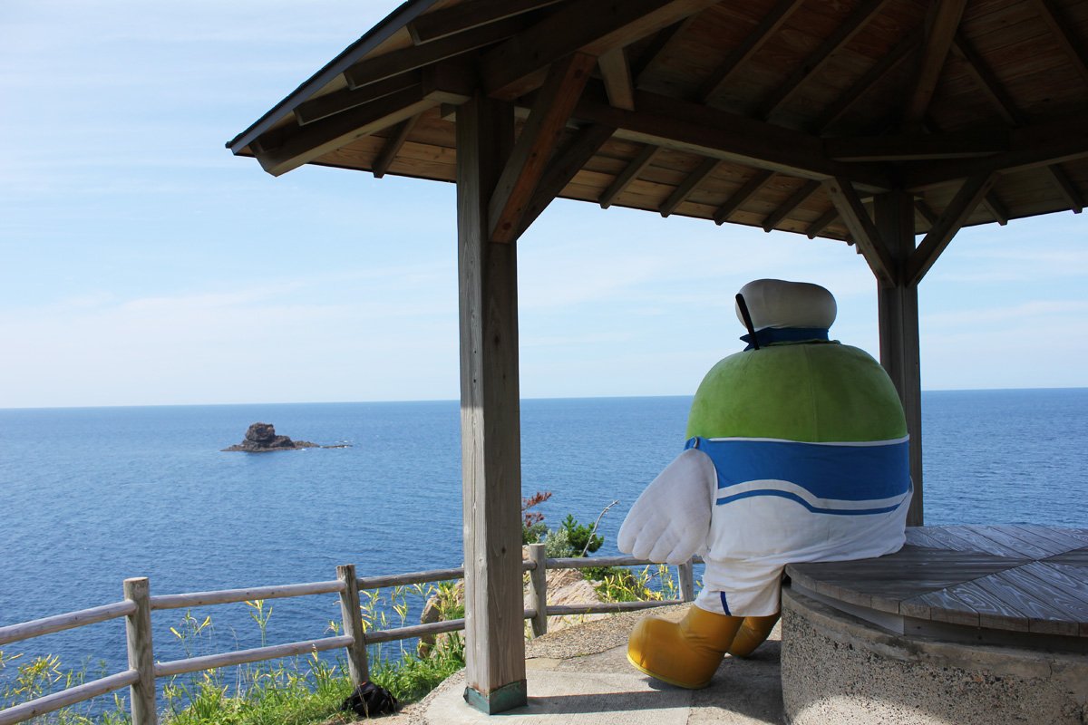 tottoripref's tweet photo. おはようございます。

今日は、「戦没者を追悼し平和を祈念する日」。
ずっと、この平和な景色が続きますように…。 https://t.co/x8McHTpYZ7