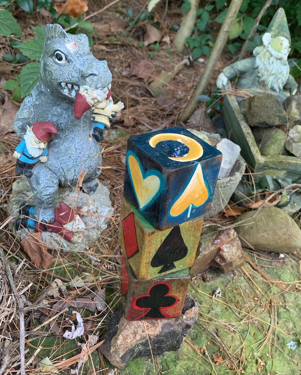 FlowerProject18's tweet image. Helping to solve the, “HEY, what’s trump?” question during your euchre games. Buy one for your card nights and (maybe) never hear this question again!
#TheFlowerProject #Euchre #EuchreNight #Cards #CardGames #EuchreBlock #GameNight #Hearts #Spades #Diamonds #Clubs #Winner