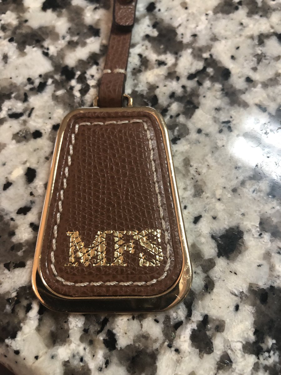 MorganSanders17's tweet photo. @tumitravel thanks for ruining my luggage tag. This is so poor quality. Off center and totally smeared. Really disappointed. https://t.co/KsJbZ3xfBL