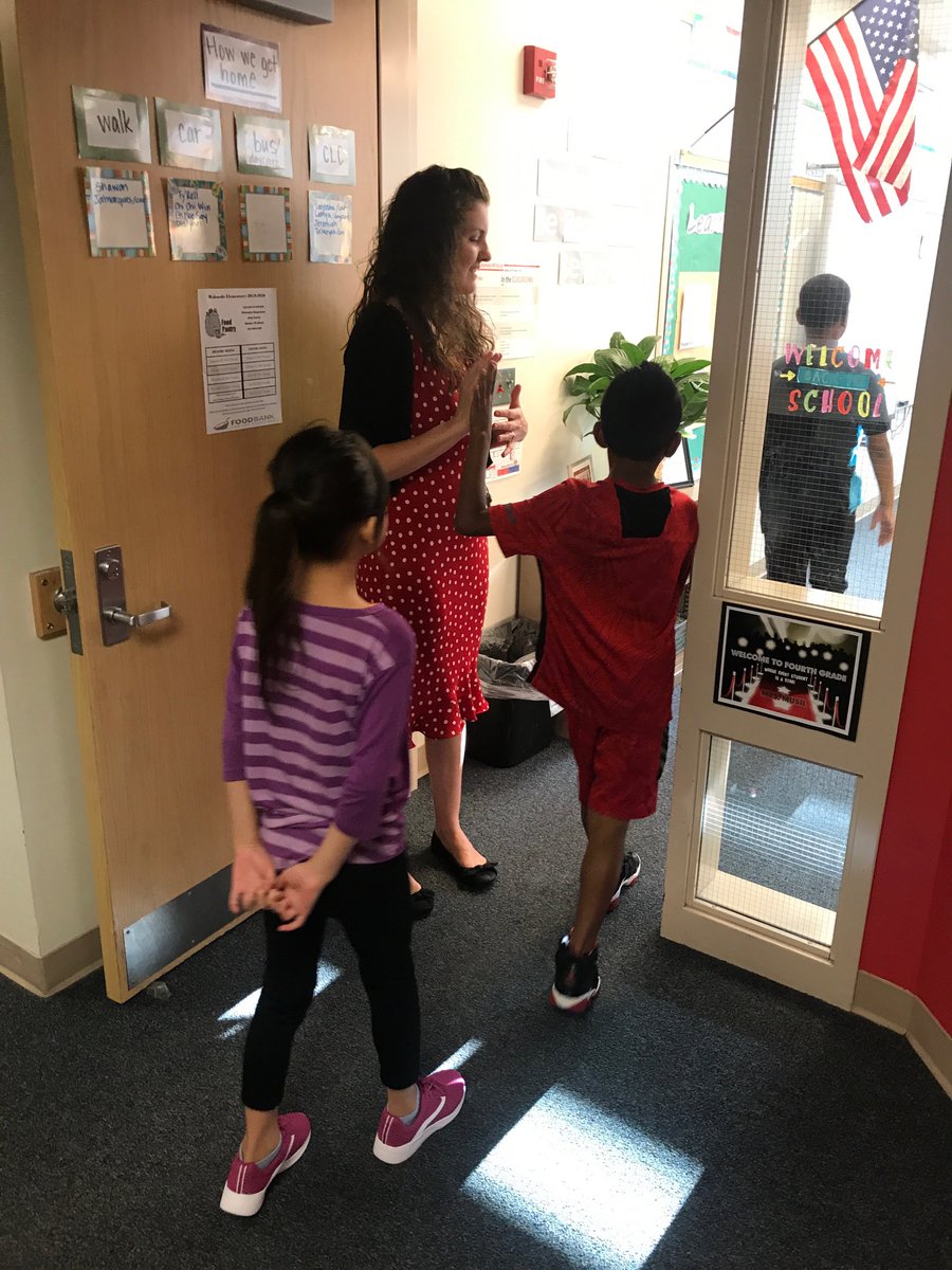 OPS_Wakonda's tweet photo. @OPS_Wakonda students had a PiCtURe PeRfEcT day!  #LightsCameraLearning https://t.co/W3dGc9i2Fw