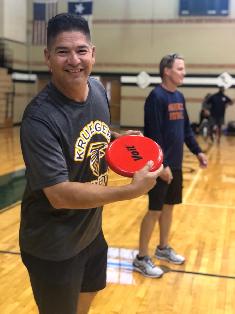 Coach Bueno tweet media