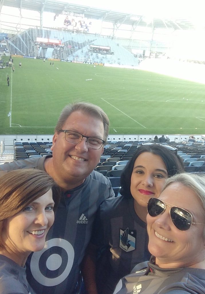 _sasstronaut_'s tweet photo. Go Loons! #mnufc https://t.co/dzUNJGjIZ8