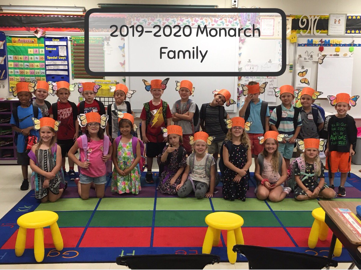 meyersmonarchs's tweet photo. New batch of butterflies! #day1 #monarchfamily @RaymoreTigers https://t.co/cSQpNi0fWz