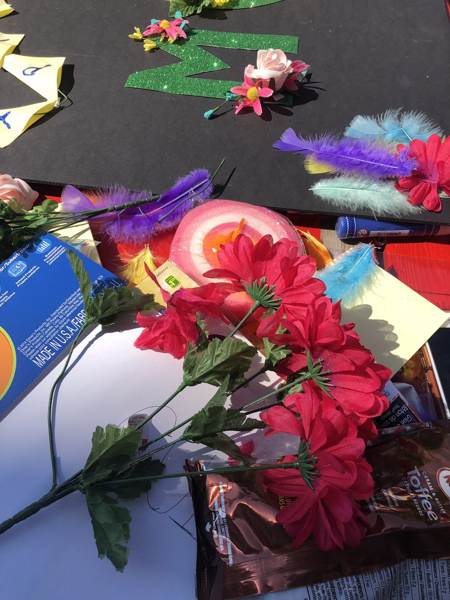 Jasmeen87547937's tweet photo. Mothers Day project #fecm712 https://t.co/xHVGZkRC04