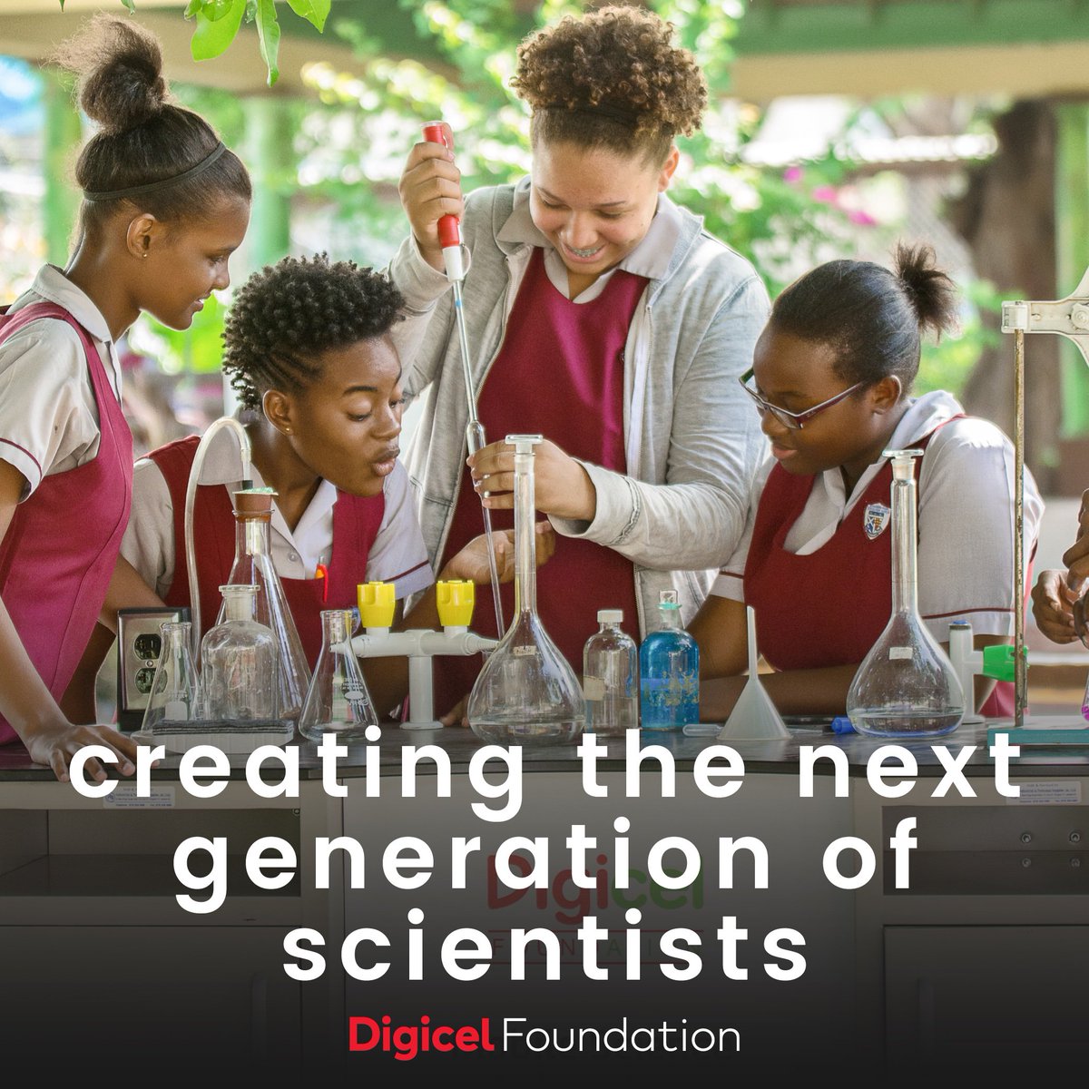 DigicelFdnJA's tweet photo. DID YOU KNOW that between 2014 and 2017 the Digicel Foundation provided Mobile Science Labs to close to 50 schools?π§ͺβοΈπ¬
#15strong #LetsBuildJA #DigicelFdnJA https://t.co/s8NA0Qmb9c