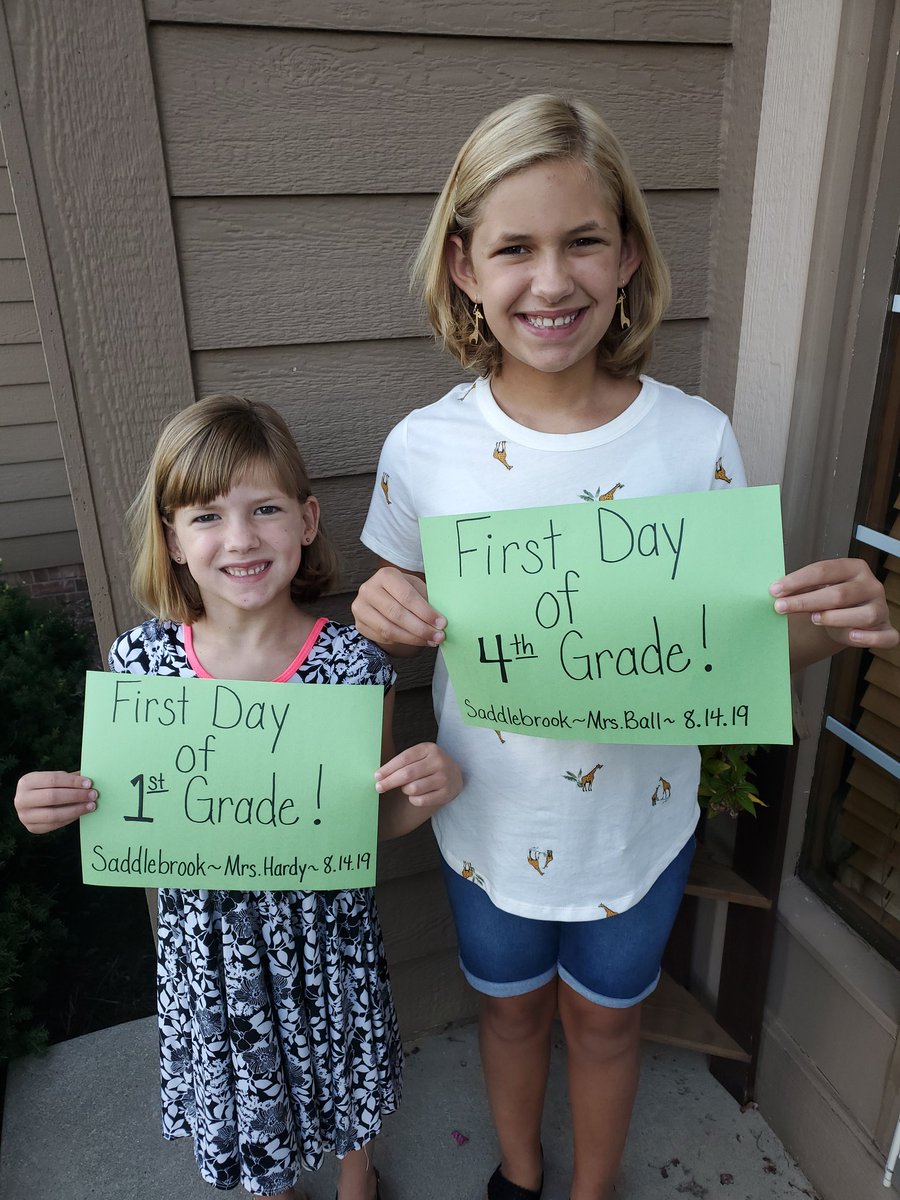 tararosewil's tweet photo. A great first day for all of us! 4th and 1st grades at @OPS_Saddlebrook for the girls, year 15 at @OPS_Harrison for me, and year 14 at @OPS_SouthHigh for @chadwil! 
@OmahaPubSchool for us all! #OPSback2school https://t.co/HVaeTm7Drf