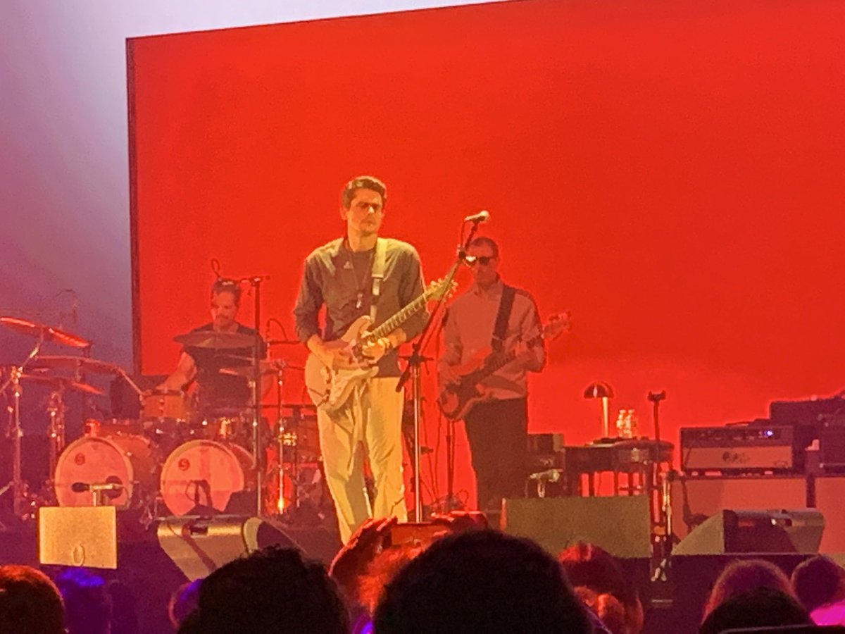 donofrioABC7's tweet image. Ahhhhhhh! @JohnMayer #longtimefan