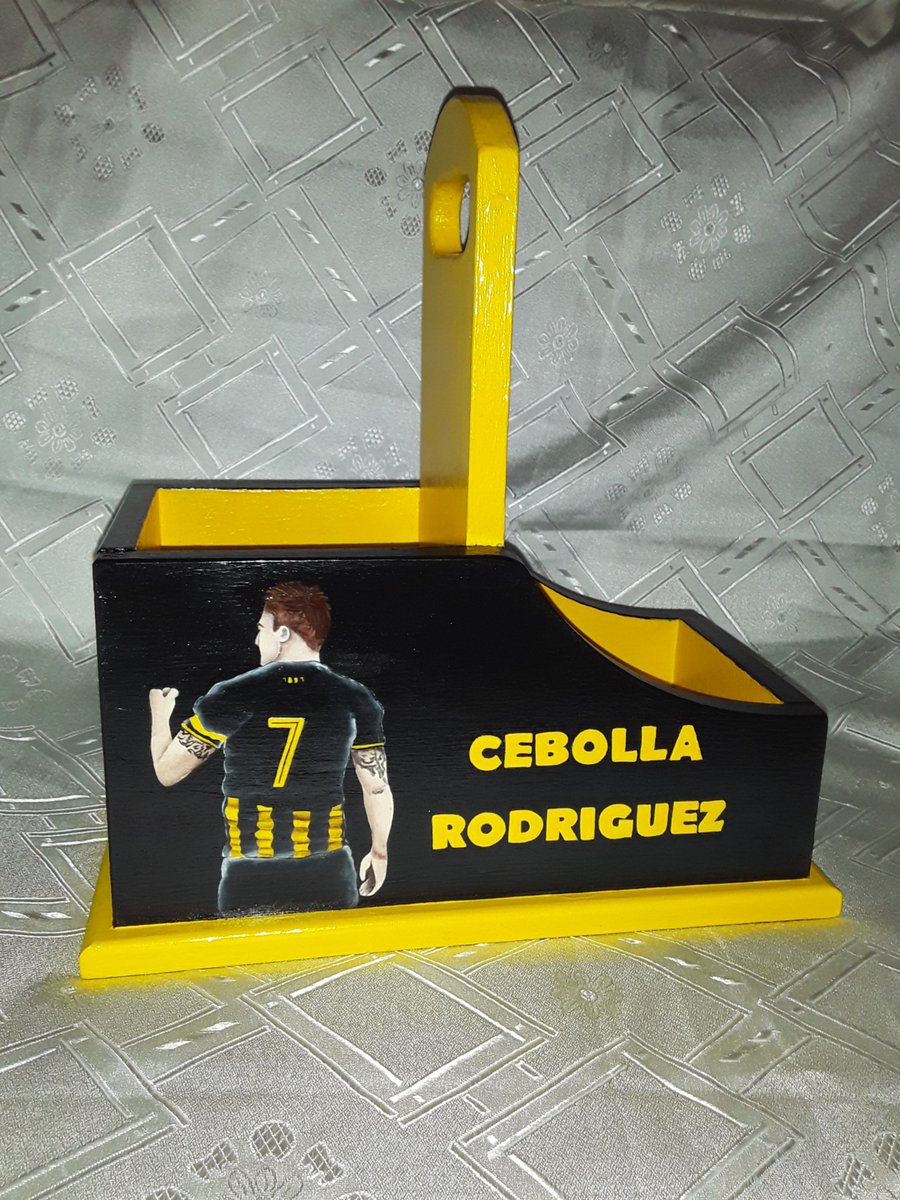 MajoGalBon's tweet photo. #Capitán #CebollaRodriguez #CR7 #Peñarol #Manya #Carbonero https://t.co/1ugAbTOUT9