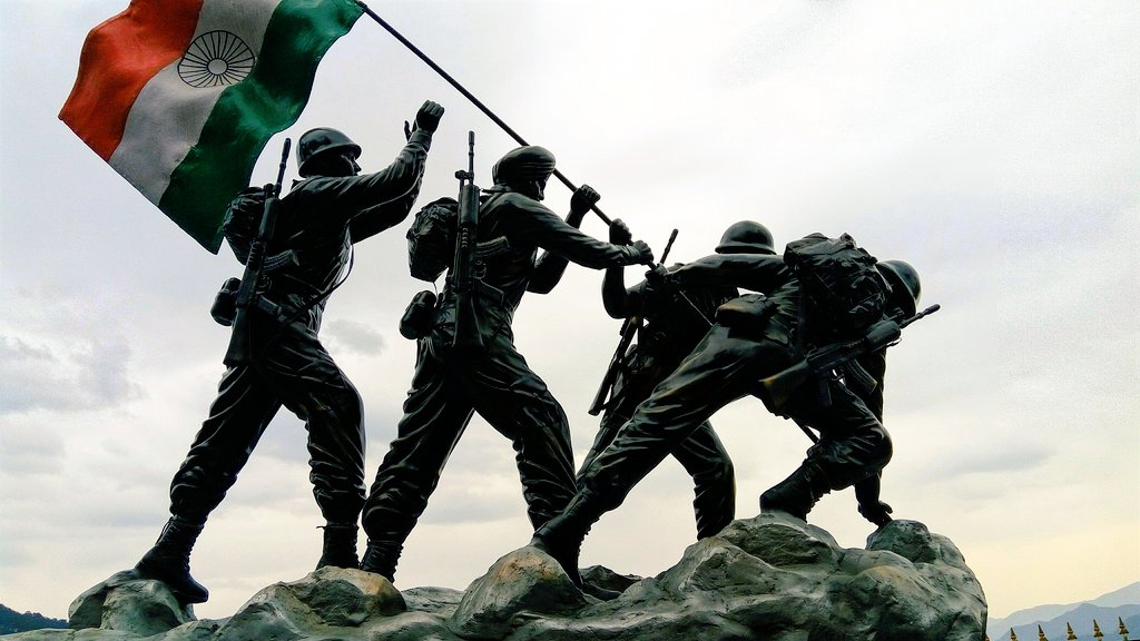 ShouldknowU's tweet photo. Happy Independence Day(73th) to all our Indian Army soldiers who protect us.  
@IndINDIANARMY @Congress_Army
🇮🇳🇮🇳🇮🇳🇮🇳 जय हिंद 🇮🇳🇮🇳🇮🇳🇮🇳

#IndependenceDay #IAMINDIAN #IndianArmy https://t.co/UdxI2kCzi1