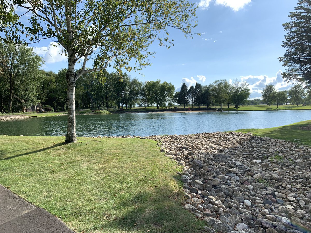 williamhuberiii's tweet photo. Quite a treat to get to play a round at #richharvestfarms! https://t.co/FuRxoy7Y9X
