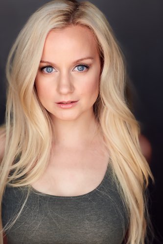 erynboren's tweet photo. I feel like I’m probably the only person who is a huge fan of both the bachelor franchise and the glass cannon network, but I can’t stop thinking about how much Elli looks like Hannah G and I just! Had to share! https://t.co/0Gd2WdEABQ