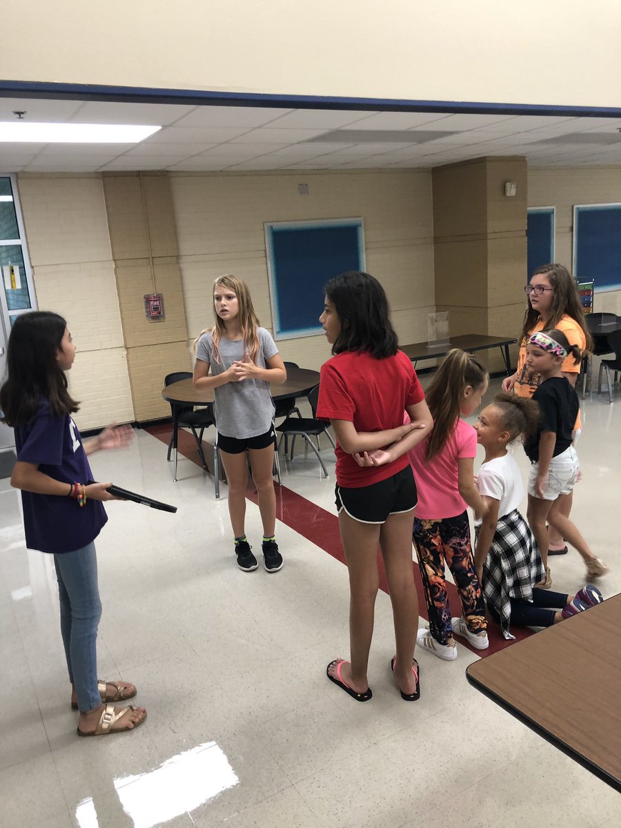 MissFeind's tweet photo. I got to help facilitate our first Student Lighthouse Team meeting tonight to get ready for our first week of school. HOLY SMOKES I am amazed at their creativity and collaboration! #7HillsLEADS #SLHT  @texanteacher711 @7HillsBlackburn  @7HillsNISD @JMo1818 @TheLeaderinMe https://t.co/bNzqMIdNgy