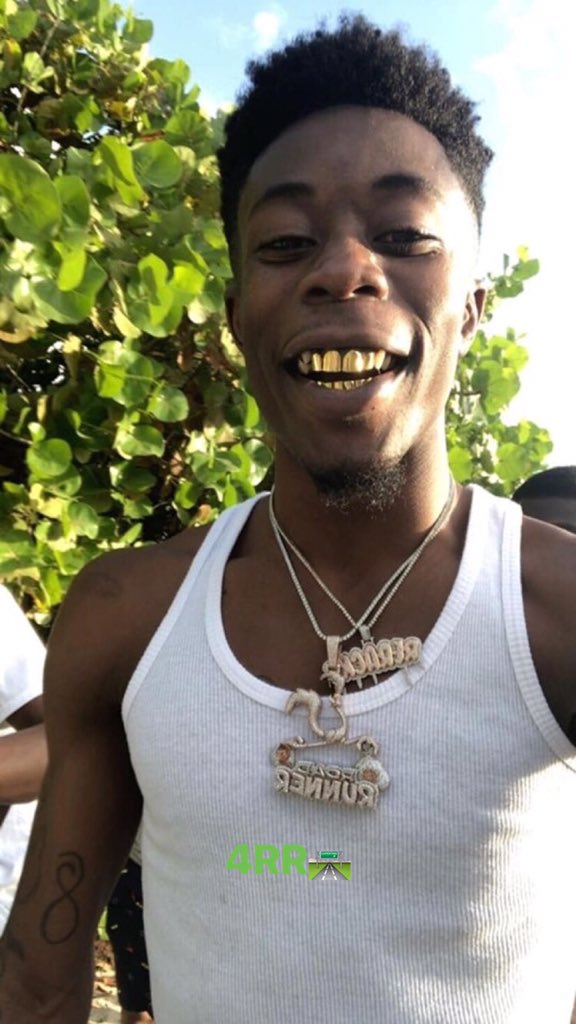 _RRKC's tweet photo. Forever my lil hustler 🛣💰💚#LONGLIVERACKS #4RR https://t.co/bEowFWlWX1