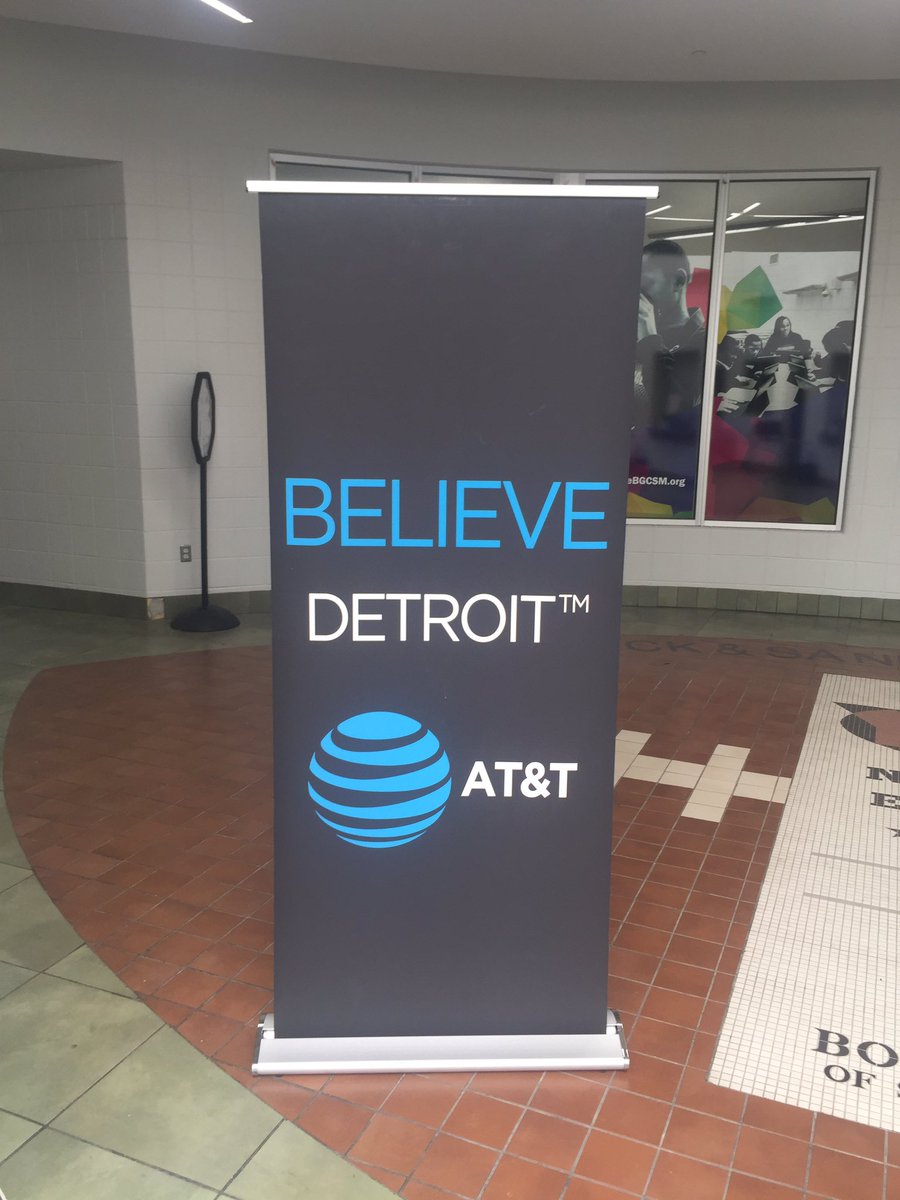 ronobrsa's tweet photo. @ATT Believe Detroit” Initiative with the @GregKelser Basketball Camp! @DavidcLewisSr @BridgetMelinn @ronobrsa @ladoughty @GregLClark
#ATTImpact
#attbelieves
#ATTemployee
#connecttogood https://t.co/bhz9YQCJ7m
