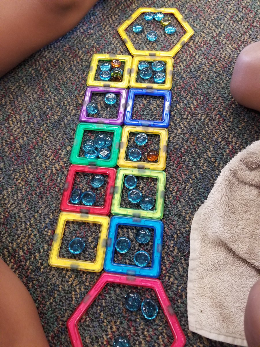 KemptonESS's tweet image. When all the Mancala boards are being used, you have to get creative! 🧠 #ESSRocks #LMSVheart #attendconnectbelonglmsv