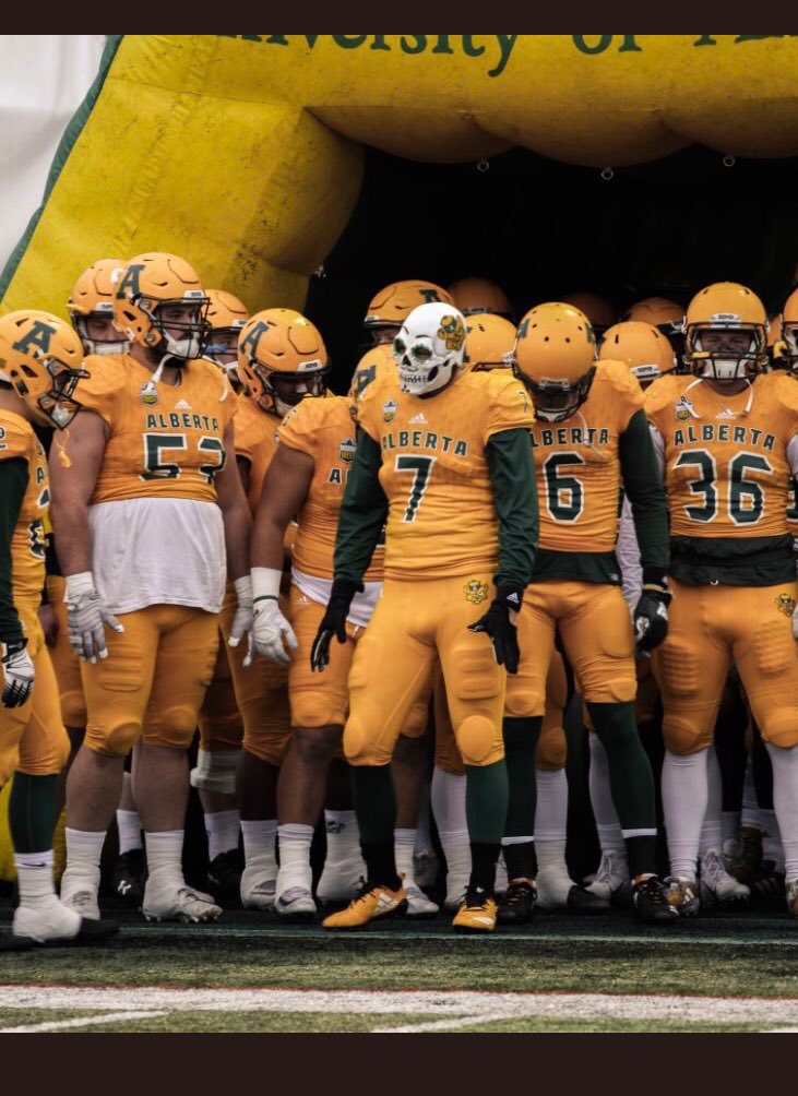 I am very blessed to have received my first U sports scholarship offer from The University of Alberta‼️🤩 Thank you @UACoachMorris for believing in me, supporting me, and giving me this amazing opportunity! <a href="/UABearsFootball/">University of Alberta Football</a> #BOMB