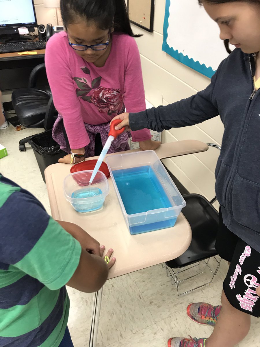 MrsNelsonRMS's tweet photo. 6th grade students learned about equivalent ratios today in order to create the “Perfect Purple Paint” #nomatterwhat #RCSPride @RMSGoldenTigers https://t.co/ELM8SrhHJt