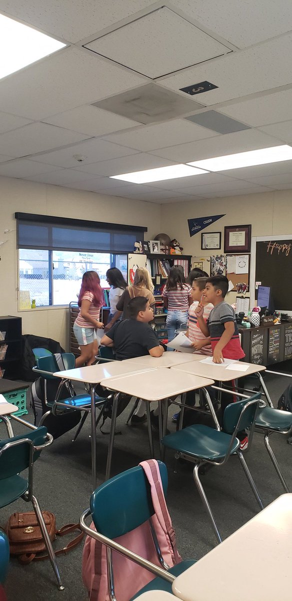 TheRealMrsCasey's tweet photo. Welcome back everyone! Starting a new adventure @trmsvvusd in 6th grade! Ss investigated today by taking evidence from my class to determine who I am. I received some funny, yet accurate summaries. #VVFirstDayOfSchool19 https://t.co/WD2VNRIRcT