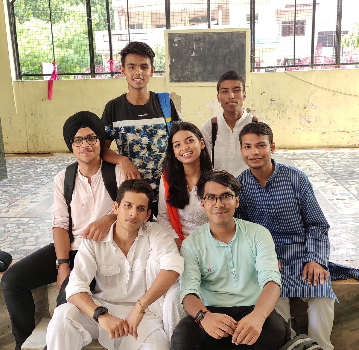 Bhavya95577537's tweet photo. #preindipendencedaycelebration🇮🇳
#themusicalcrew
#theculturalgroup
#bestthreeyears
@delhi_iihm
@iihmhotelschool
@AADirIIHMDELHI https://t.co/3leHur5qTQ
