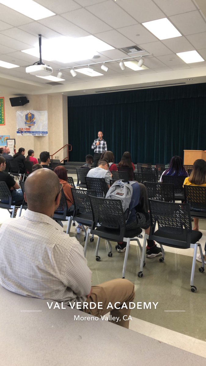 J_Doskocil's tweet photo. What a fun way to spend #VVFirstDayOfSchool19! We did parent orientations, team building activities, introductions of new staff, welcoming of new families and greetings to returning families all mixed in with a lot of laughter and joy @ValVerdeAcademy! https://t.co/wtQeqYebQo