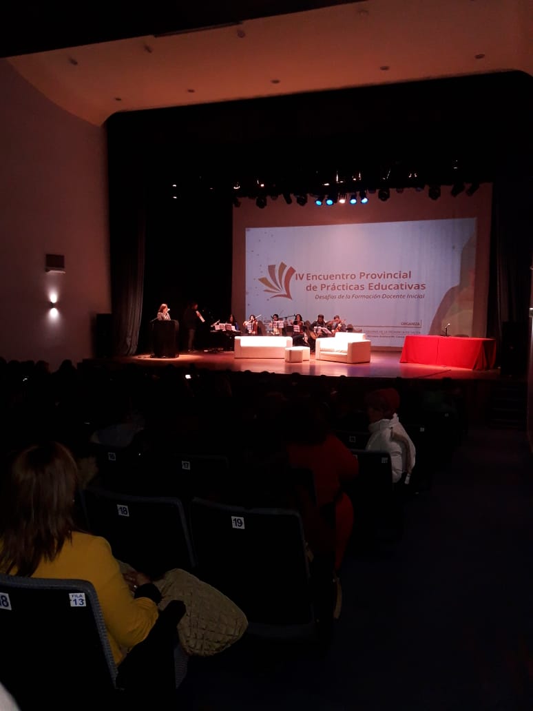 IV Encuentro Provincial de Prácticas Educativas dges-sal.infd.edu.ar/sitio/iv-encue… 
<a href="/MEducacionSalta/">Ministerio de Educación de Salta</a>
<a href="/marielaesquiu/">Mariela Esquiú</a>
<a href="/EJaureguis/">EnriqueJaureguis</a>
<a href="/epinikas/">Elsa Pinikas</a>
<a href="/BenjaminSalta/">Benjamín Beltrán</a>
<a href="/DgeSuperior/">DGESuperior</a>