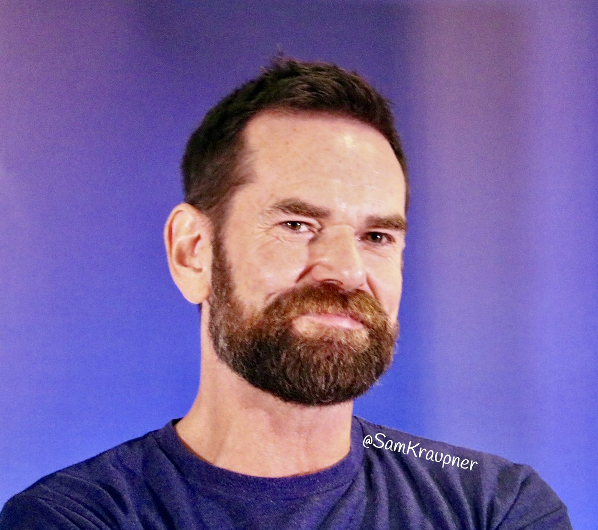 SamKraupner's tweet photo. Seeing #duncanlacroix again at @starfuryevents #Highlanders4 was such a treat! Here are a few pictures I took of him last weekend. #Outlander #murtaughfitzgibbonsfraser https://t.co/jfZ0fEPxtw
