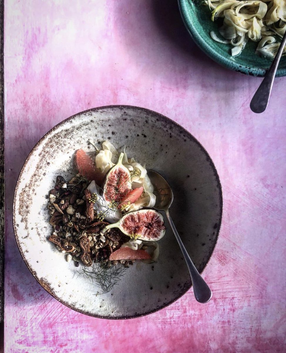 ChefJasRoberts's tweet photo. You may need to be starting you day with this 

#granola @matcha_maiden 💚

https://t.co/Uagn7I9JAC https://t.co/uDtt9x7JKe
