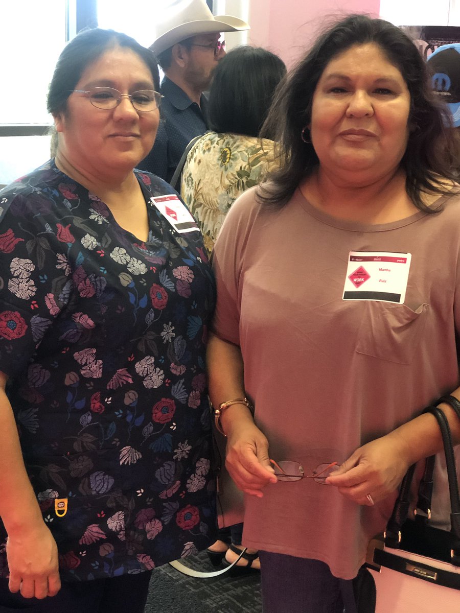 MissionTXperts's tweet image. Thanks to all the volunteers and customer care rockstars who brought their mom/dad to BRING YOUR PARENT TO WORK DAY. This event  was brought to you by #MULTIGENERATIONALNETWORK as part of this months #GENERATIONCELEBRATION 🎉 #BeYou #BeMagenta #AreYouWithUs #MissionTXperts