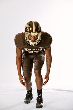 LegacyKZoo's tweet photo. Check out our Legacy KZoo alumni and now Western Michigan Broncos 👀

- QB, Eric Wenzel
- DB, Zonterio Weekley 

Proud of our #ZooGang guys! https://t.co/9uSTXg8xEM