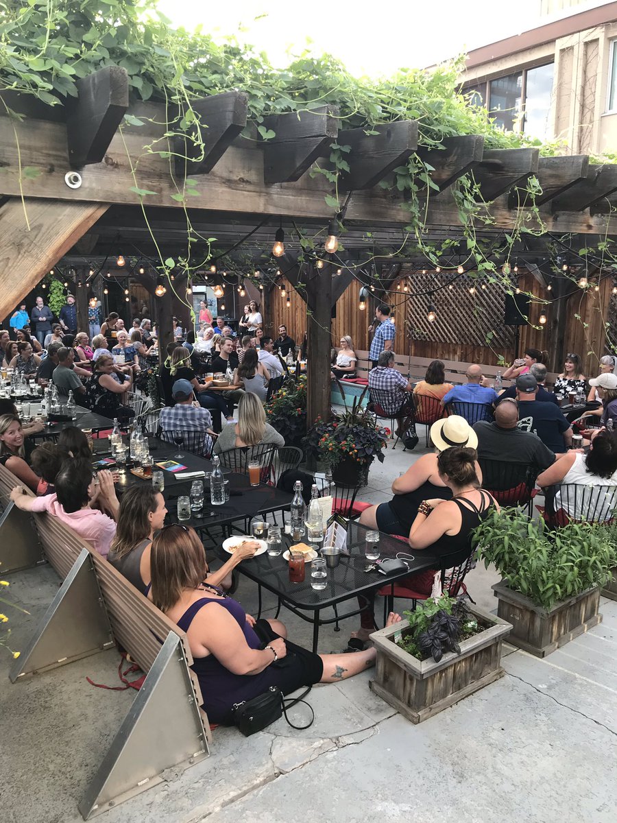 The 3rd <a href="/KamloopsKomedy/">Kamloops Komedy Fest</a> Fest is officially underway!
#kamloops #explorekamloops