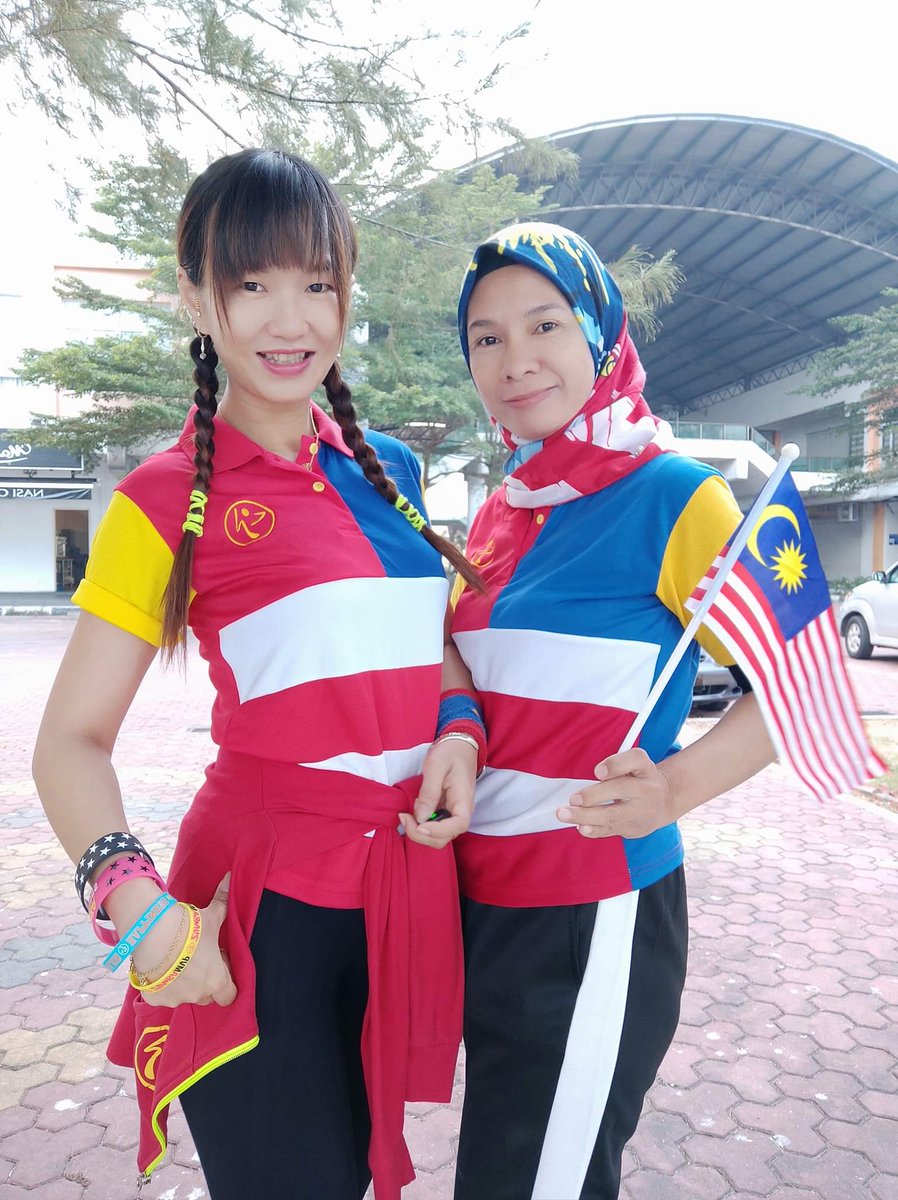 JutawanTin's tweet photo. Yang berminat wassap i 0127517679
Special design for meedeka 2019 https://t.co/3CL9grfbY6