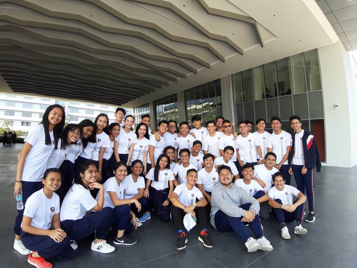 Sir_DarDar's tweet photo. My children through the years..
#TeamRK
#Spinolerns
#Newtonians
#Flemingoes
#BuhayTatat
#ClassPics https://t.co/3iWXMMEgbj