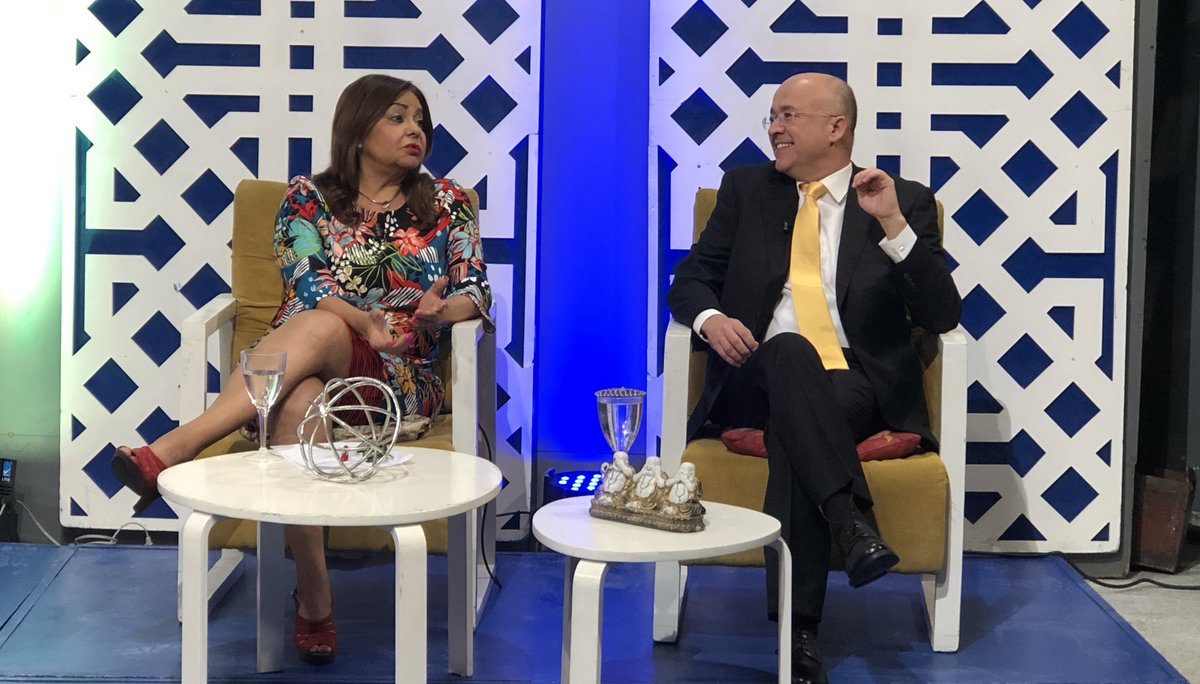 DominguezBrito's tweet photo. Ya estamos en la entrevista central con mi estimada @BelgicaSuarezTV por @TeleUniversoRD Canal 29. 

#FDBconBélgica #Francisco2020 
#FDB2020 #UnPaísNuevo https://t.co/pzDFkDP8y0