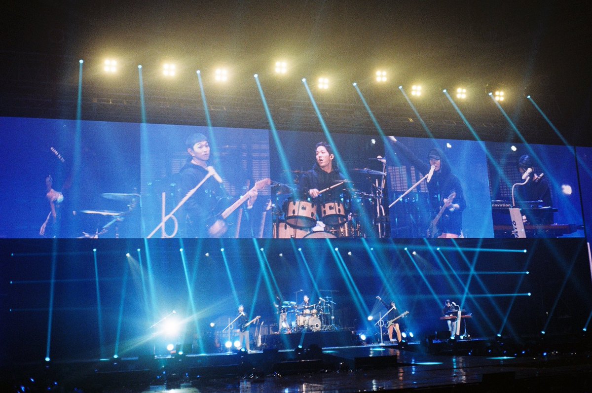cha_gok's tweet photo. 소감을,,부르는 도운이
#kodakcolorplus200 🎞
#filmcamera 📷

DAY6 1ST WORLD TOUR 'Youth' [Encore] 
#DAY6 #데이식스 #윤도운 
#Youth #Youth_Encore https://t.co/ozlHmhhQvL