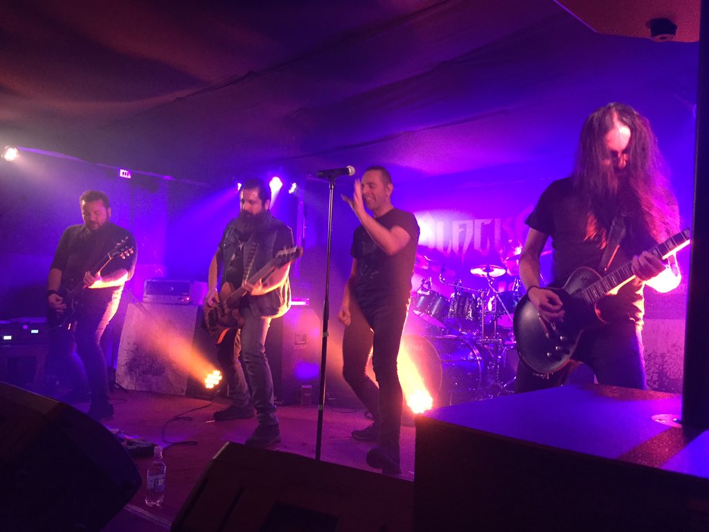 mibarderock tweet media