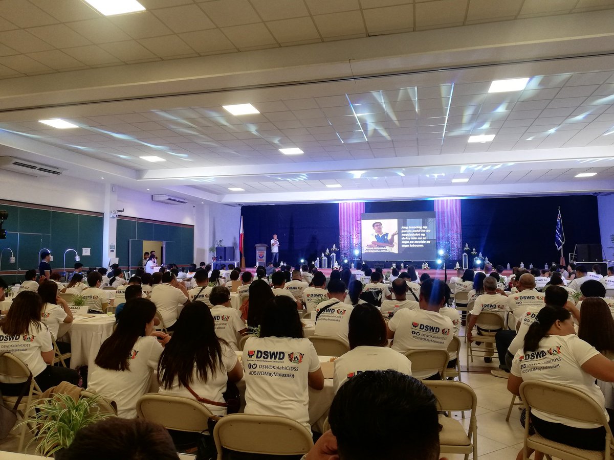 dswdkalahicidss's tweet photo. Participants of #PadayonKalahiCIDSS share their experiences and learnings from yesterday's community visit in Carmen, Agusan Del Norte; San Agustin, Barobo, and Hinatuan in Surigao del Sur.

#DSWDMayMalasakit https://t.co/Ikr711vJrv