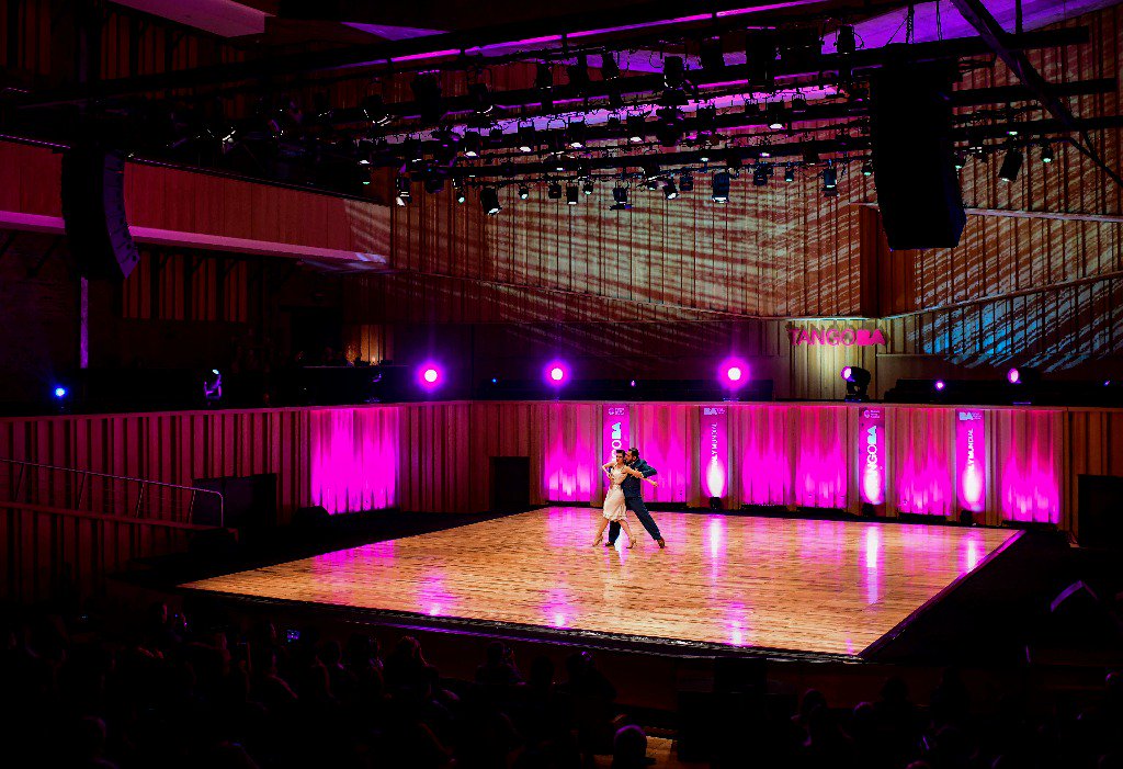 lajornadaonline's tweet photo. Irlandés de 99 años compite en Mundial de Tango en #Argentina
https://t.co/unsWI6ft1o https://t.co/TbGo9QpUkj